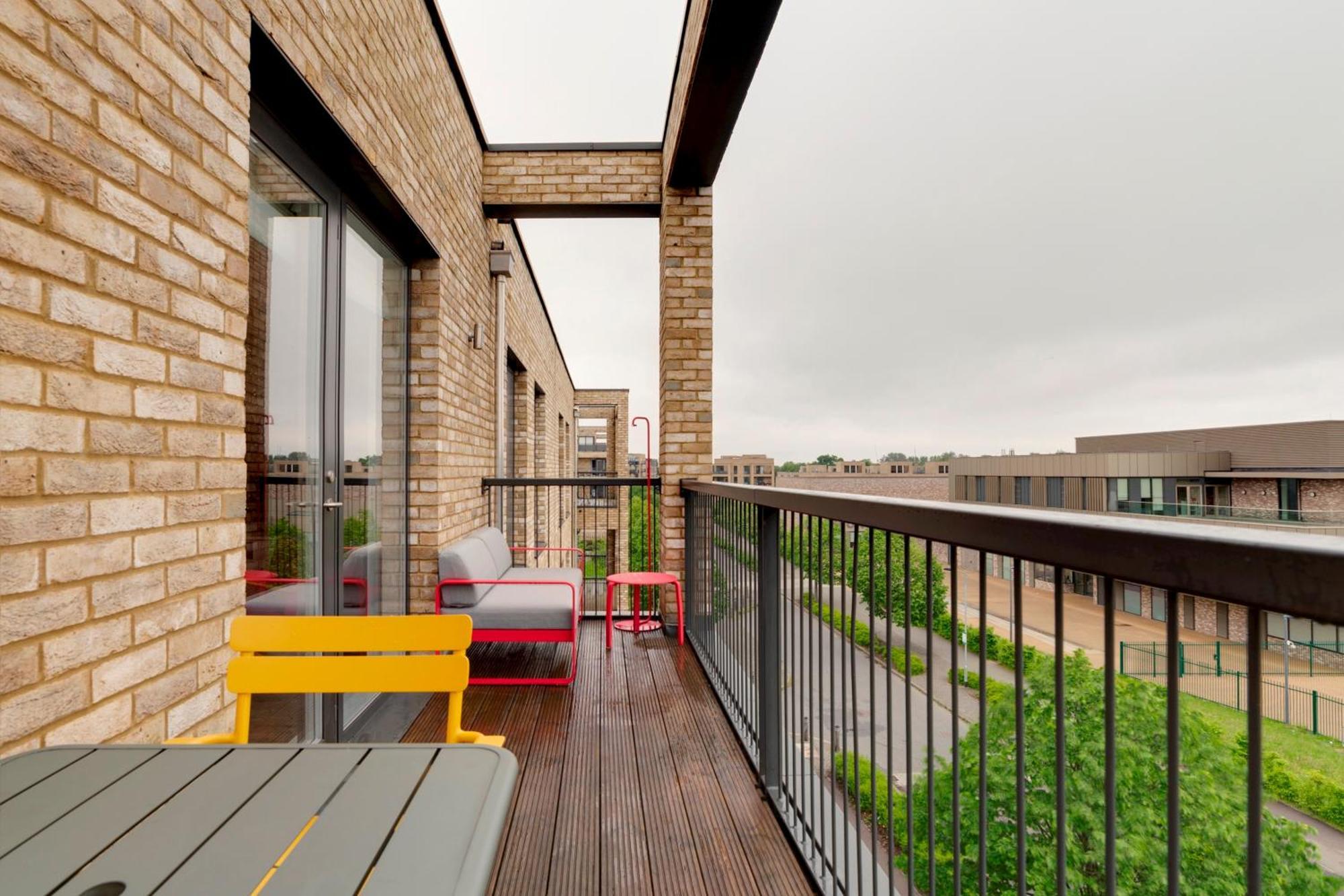 Pass The Keys Stunning And Spacious Modern Flat - Own Car Park Cambridge  Exterior photo